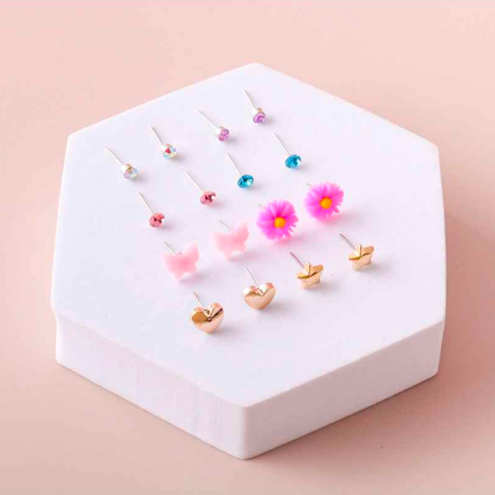 8 piece Stud Earring Set