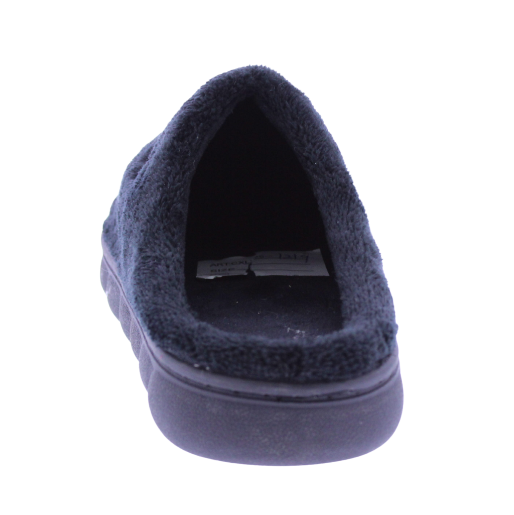 Women Closed Toe Slipper with Stitched Hearts