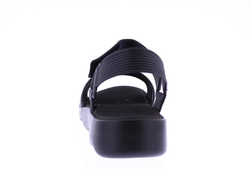Women Embossed Sandal with Velcro