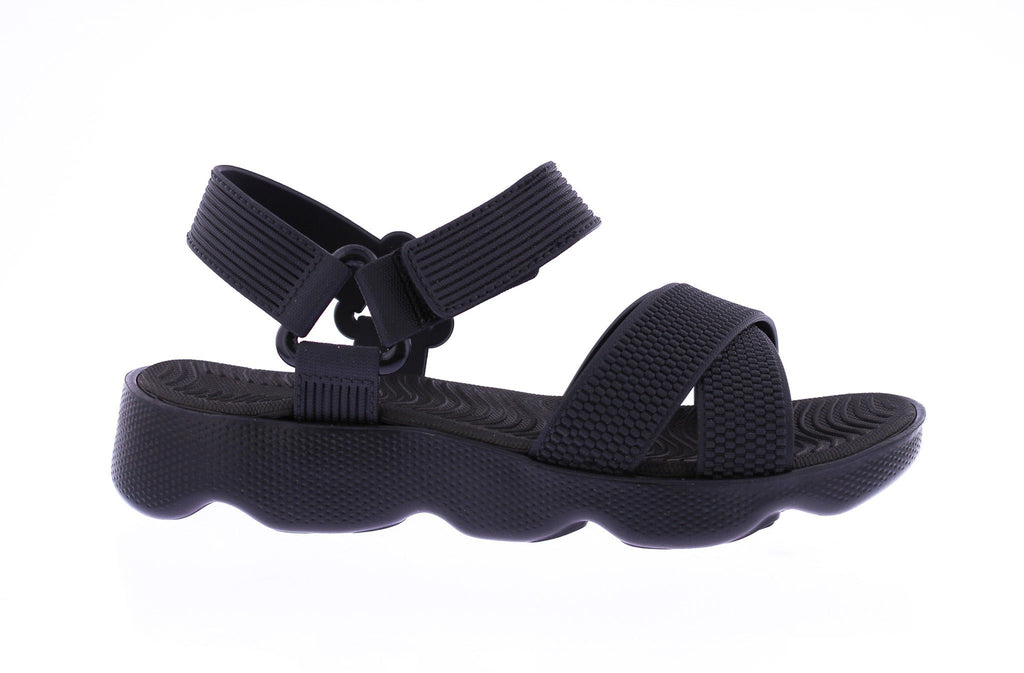 Women Embossed Sandal with Velcro