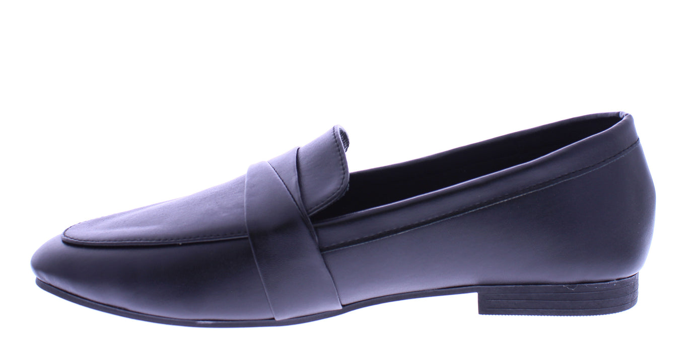 Women Faux Leather Loafer