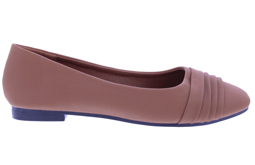 Women Suede Ballerina with Pleats