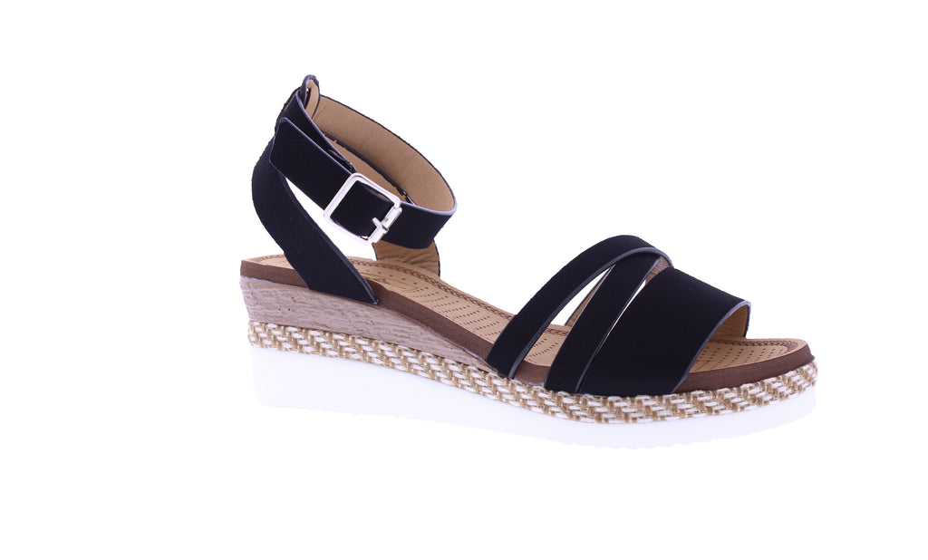 Women  Crisscross Platform Sandal
