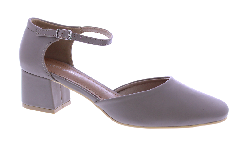 Women Low Heel Sandal