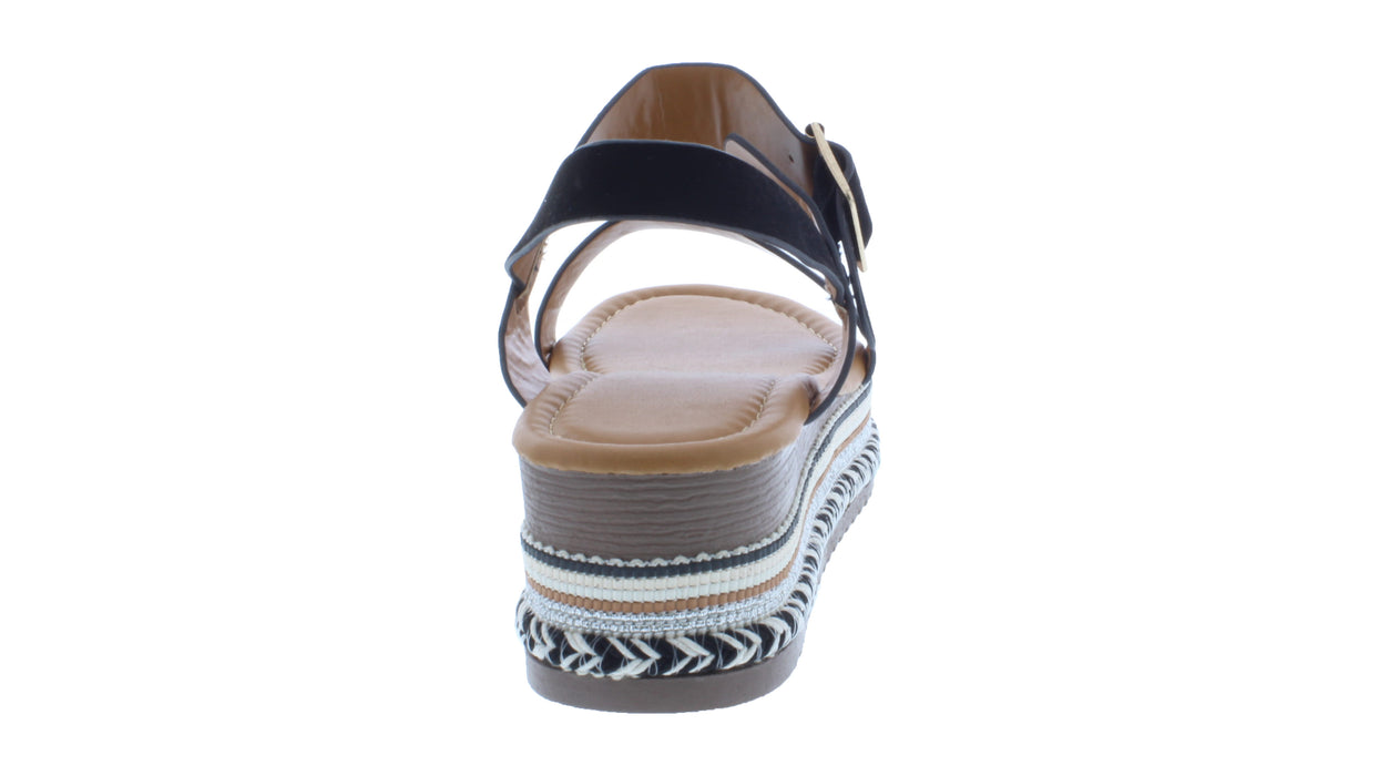 Women Synthetic Leather Platform Sandal with Buckle Closure
